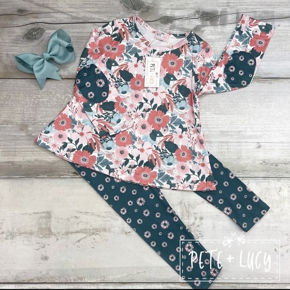 Size 0-6 Mos Pete And Lucy Painted Garden Pant Set NWT